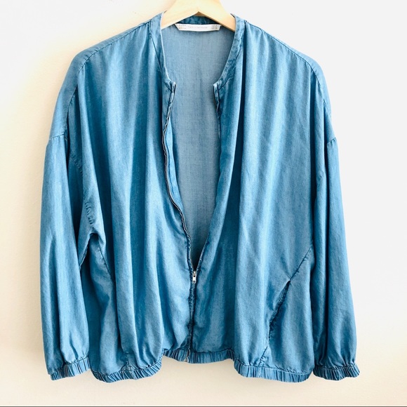 Zara Jackets & Blazers - ZARA Lightweight Jacket